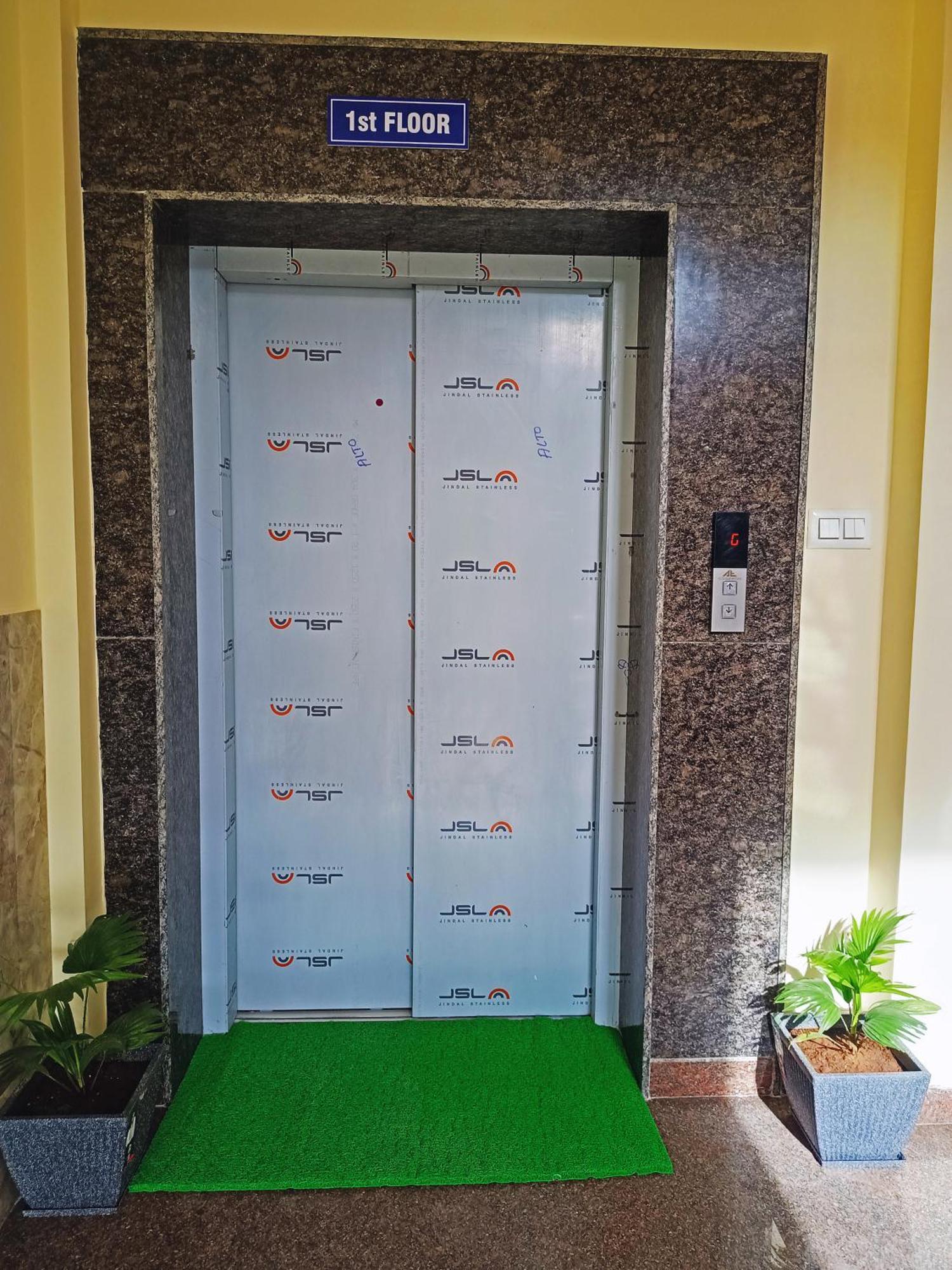 Hotel Achhu Palace 벵갈루루 외부 사진