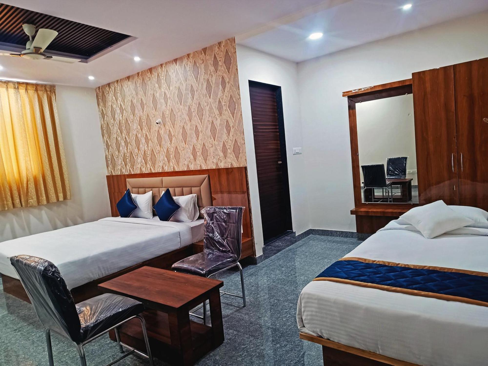 Hotel Achhu Palace 벵갈루루 외부 사진
