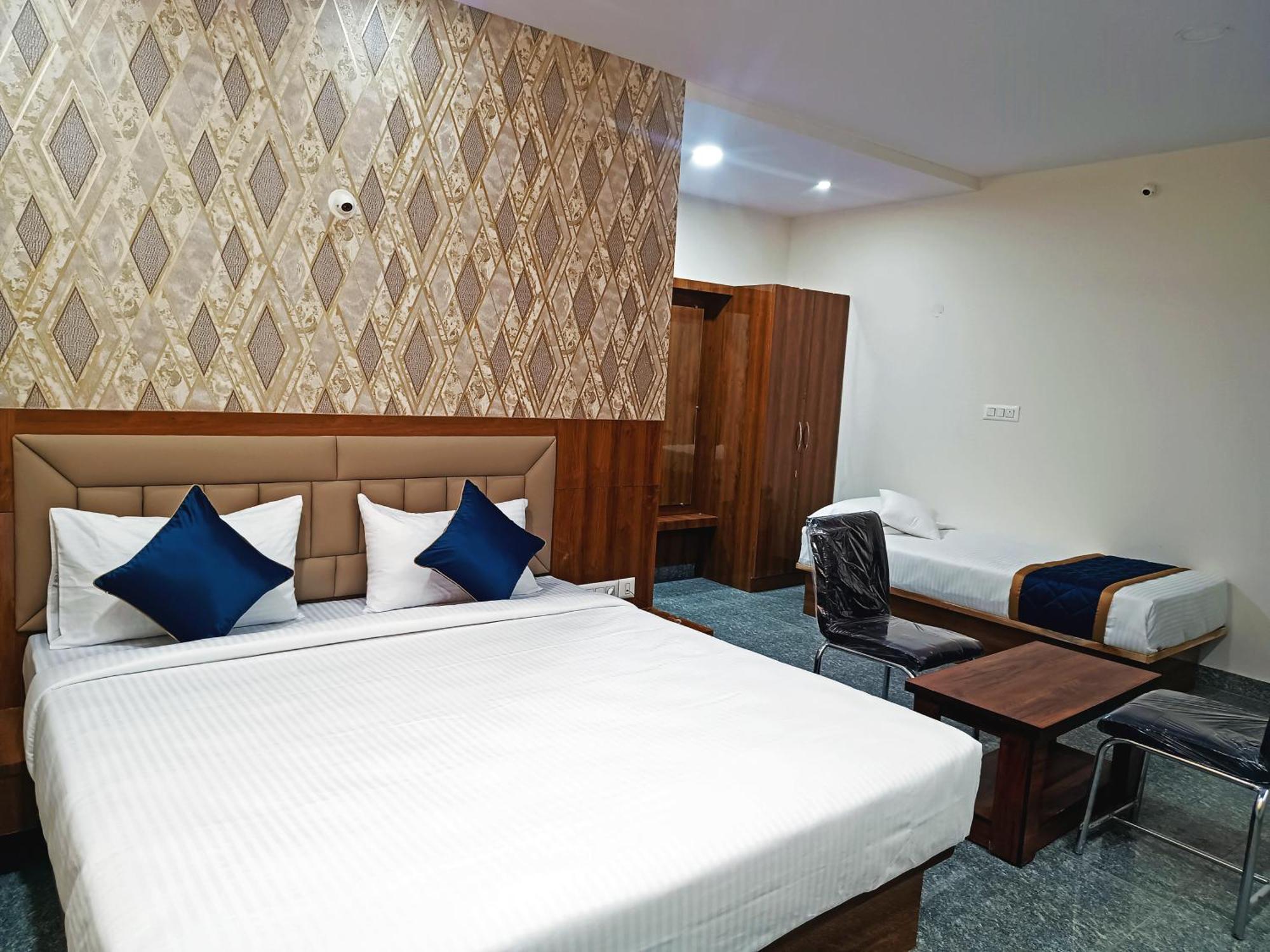 Hotel Achhu Palace 벵갈루루 외부 사진